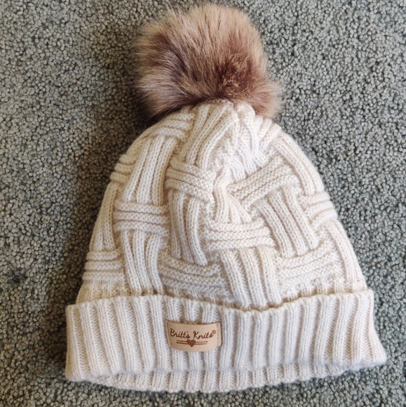 Britt's Knits Hat - Picture 1 of 3
